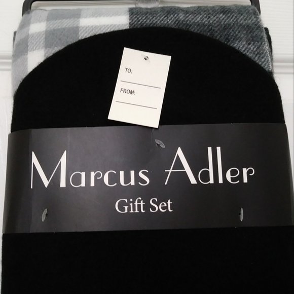 Marcus Adler Beret and Scarf Gift Set - Picture 10 of 10